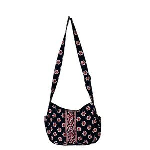 Vera Bradley Pirouette Black Crossbody Bag Purse Zipper closure